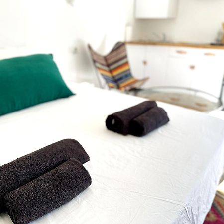 Les Madones Apartment Nimes Bagian luar foto