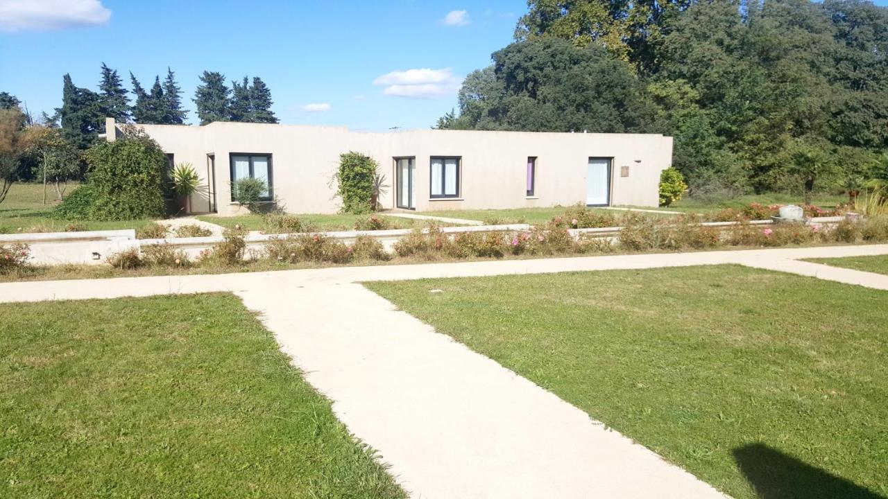 Les Madones Apartment Nimes Bagian luar foto