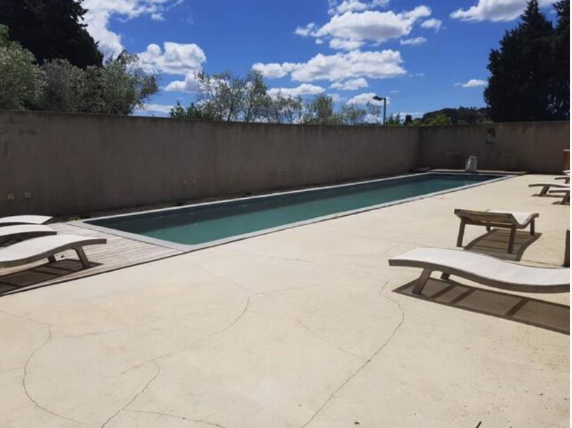 Les Madones Apartment Nimes Bagian luar foto