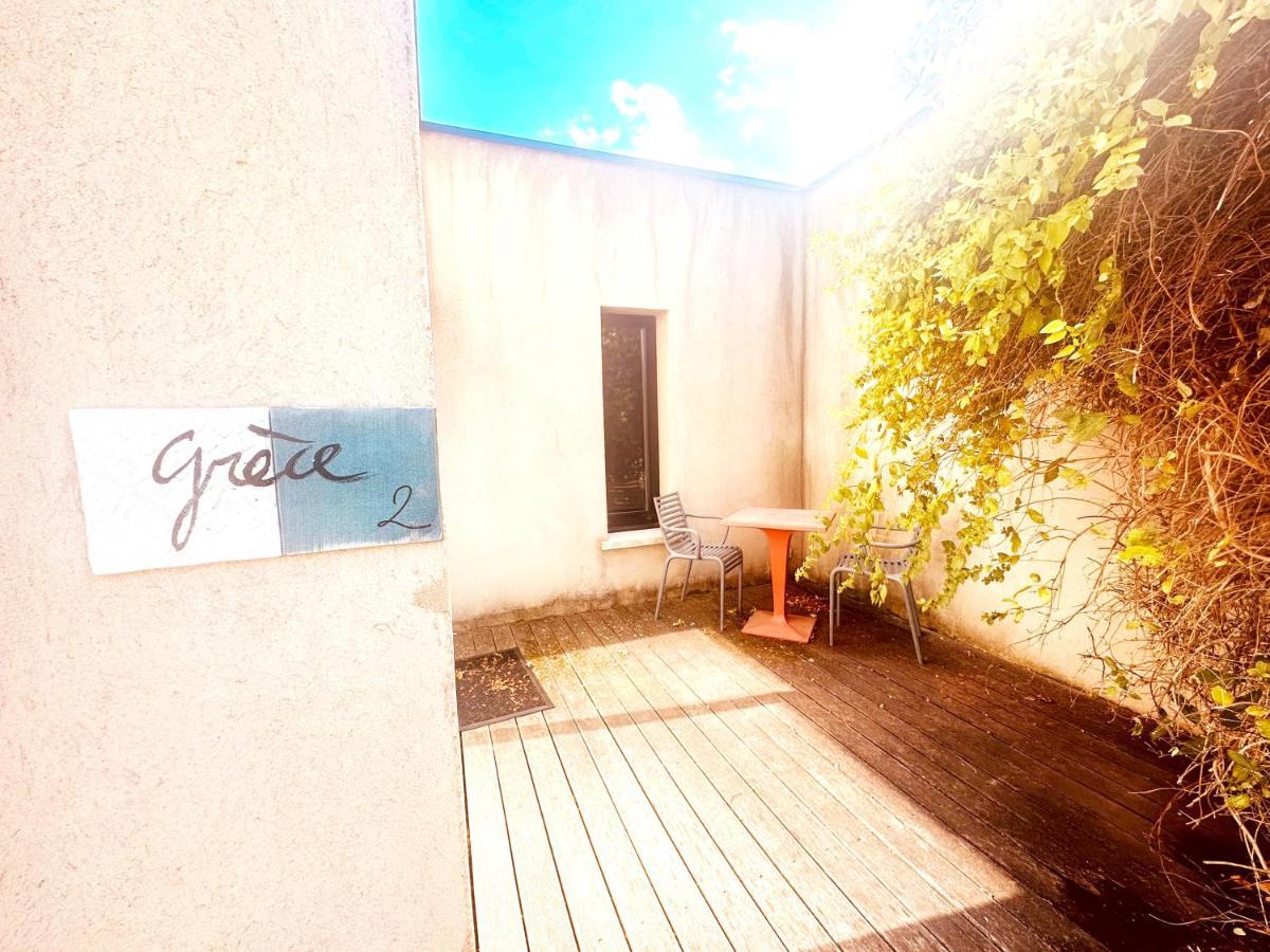 Les Madones Apartment Nimes Bagian luar foto