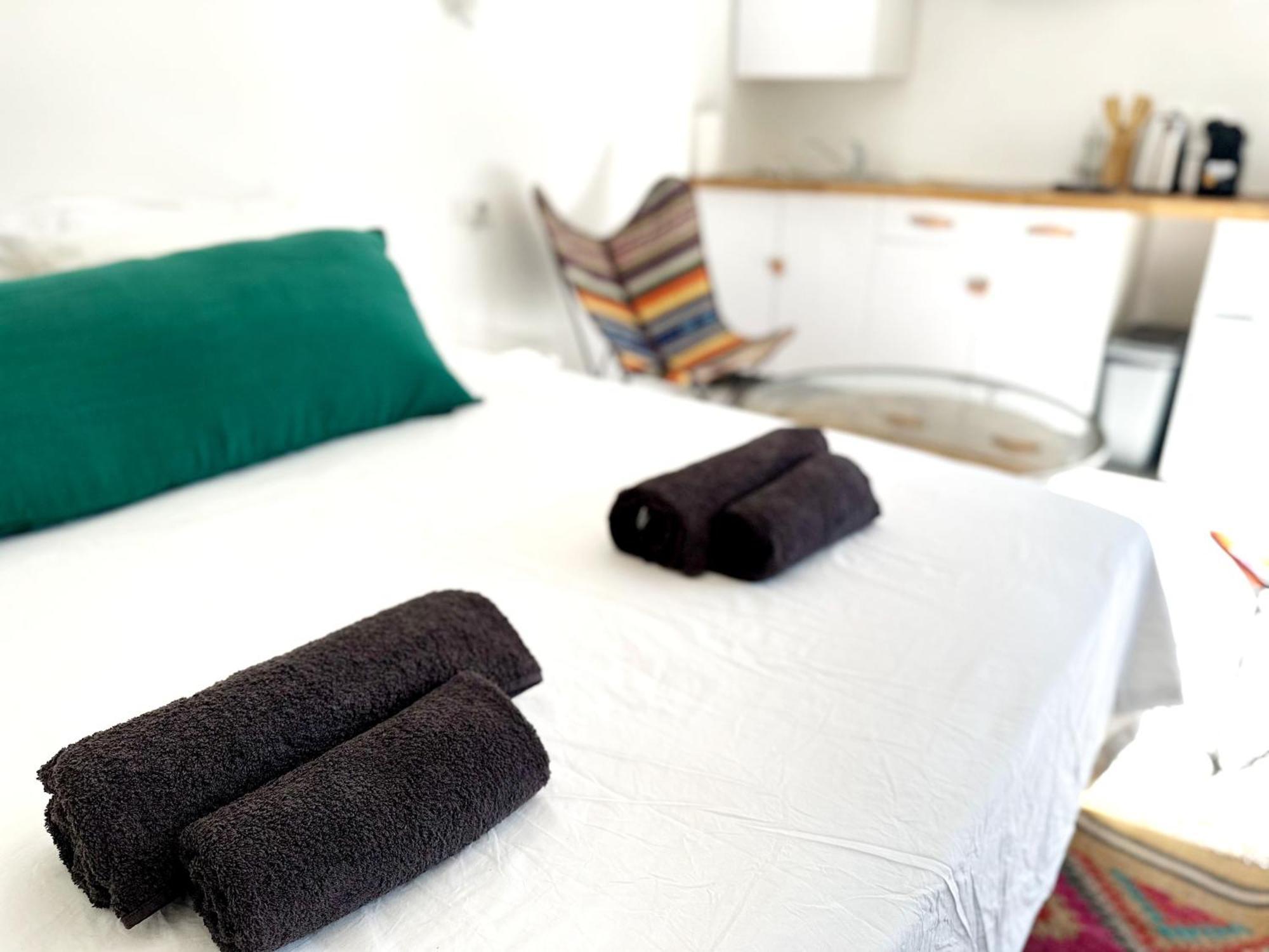 Les Madones Apartment Nimes Bagian luar foto