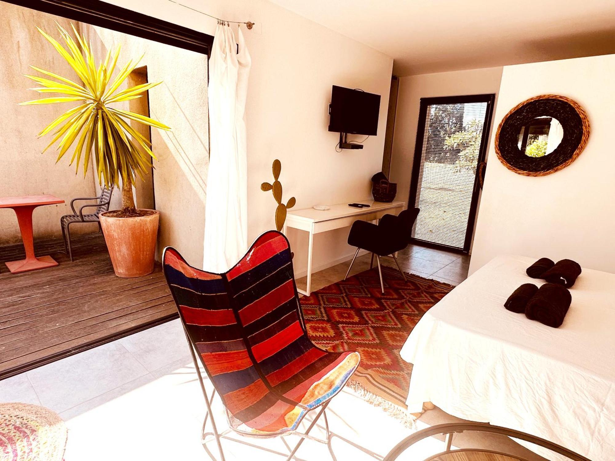 Les Madones Apartment Nimes Bagian luar foto