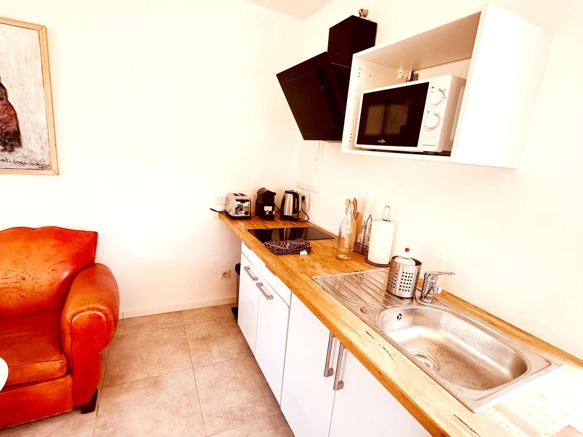 Les Madones Apartment Nimes Bagian luar foto